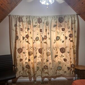Pottery Barn Margaritte curtain panel (3)